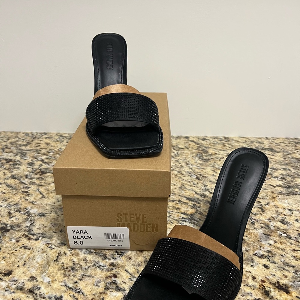 NEVER WORN Steve Madden Black Rhinestone Slide Kitten Heels